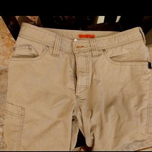 33x32 L. L. Bean men's khaki cargo pants